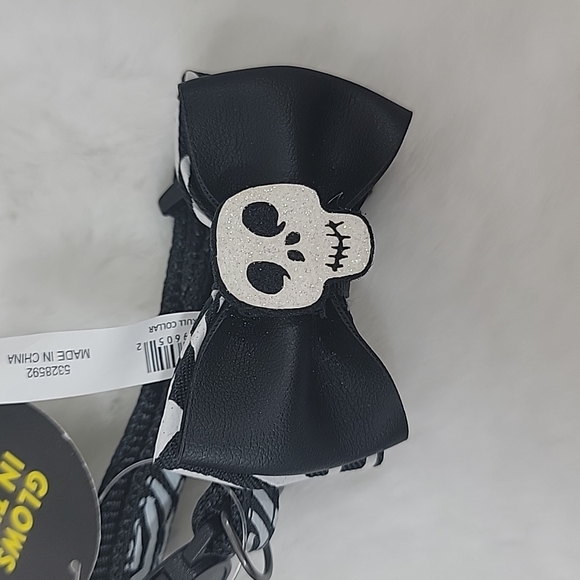 Thrills & Chills Halloween Skeleton Adjustable Kitten Collar - Picture 4 of 5
